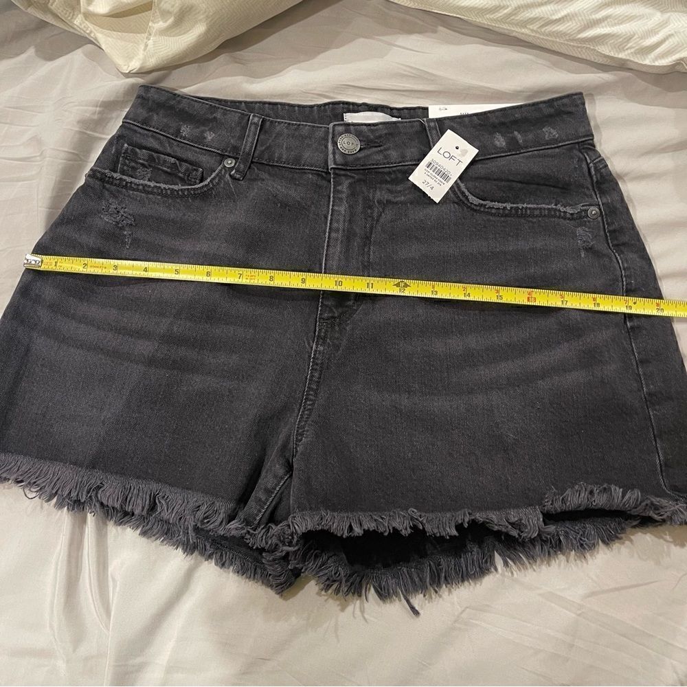 LOFT the curvy high waist cut-off denim shorts, new with tags - Picture 5 of 9